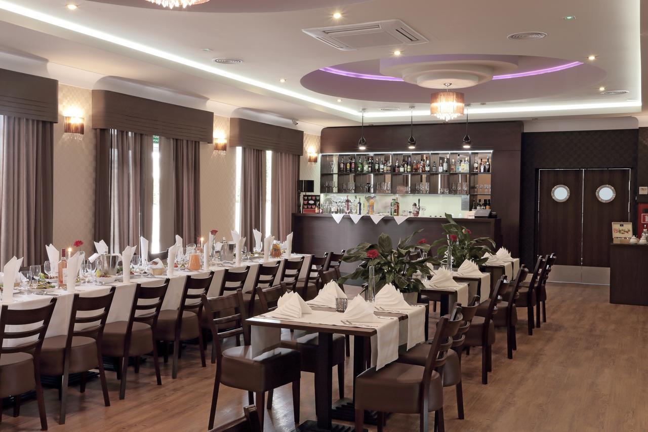 Hotel Silver Белосток Экстерьер фото
